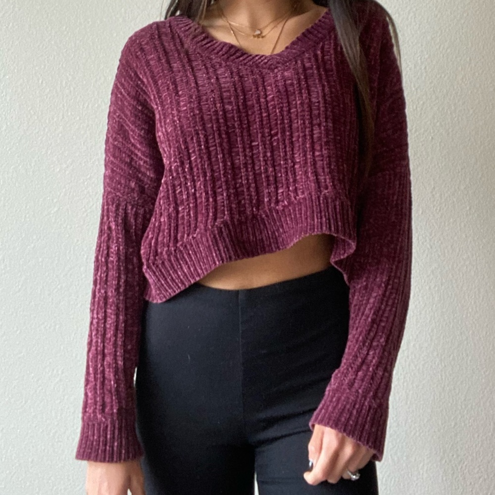 ✨BURGUNDY WINE CROP✨